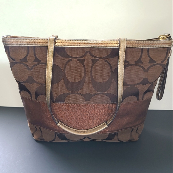 Retired Coach Signature Brown Tote Bronze … - Picture 11 of 16